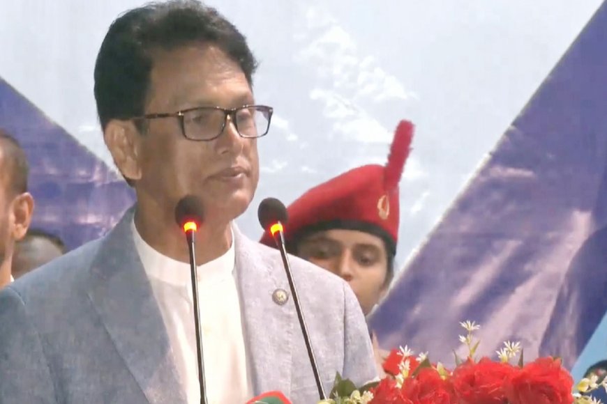 ইংলিশ মিডিয়াম স্কুলগুলো সরকারের নিয়ন্ত্রণে আনা হবে: শিক্ষামন্ত্রী